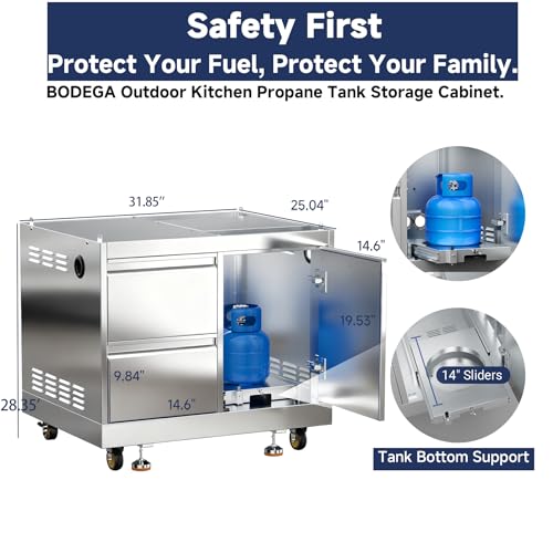 BODEGA grill with rotisserie and warming rack